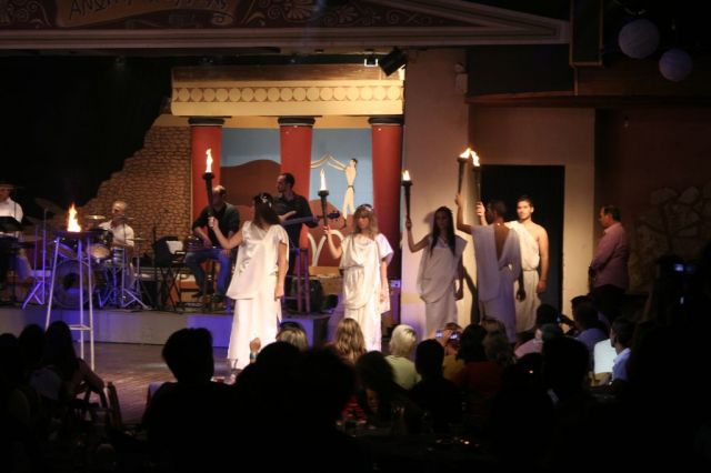 i/Kranj/Absolvent08/09-GreekNight/absolvent 2055.jpg_640.jpg